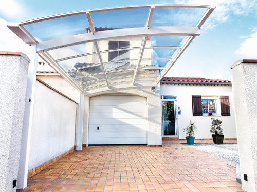 Komilfo Stores et Menuiseries de Bretagne : votre conseiller stores et fermetures dans le Morbihan