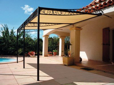 Komilfo Stores et Menuiseries de Bretagne : votre conseiller stores et fermetures dans le Morbihan