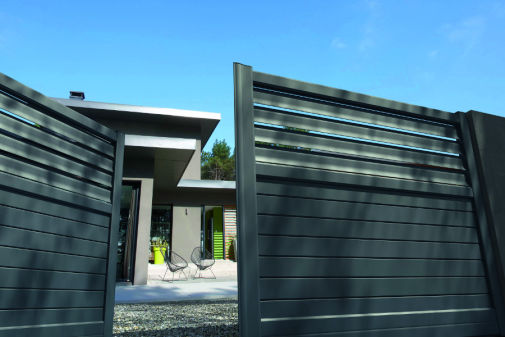 Komilfo Stores et Menuiseries de Bretagne : votre conseiller stores et fermetures dans le Morbihan