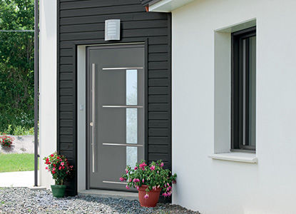 Komilfo Stores et Menuiseries de Bretagne : votre conseiller stores et fermetures dans le Morbihan