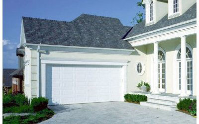 Komilfo Stores et Menuiseries de Bretagne : votre conseiller stores et fermetures dans le Morbihan