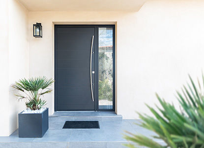 Komilfo Stores et Menuiseries de Bretagne : votre conseiller stores et fermetures dans le Morbihan