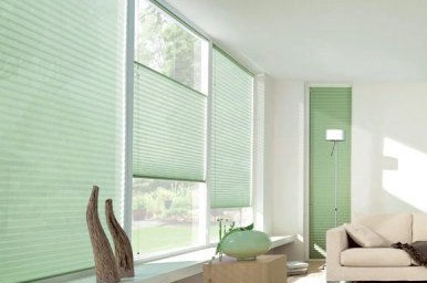 Komilfo Stores et Menuiseries de Bretagne : votre conseiller stores et fermetures dans le Morbihan