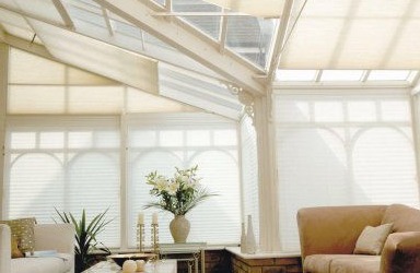 Komilfo Stores et Menuiseries de Bretagne : votre conseiller stores et fermetures dans le Morbihan