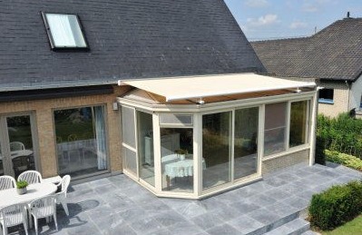 Komilfo Stores et Menuiseries de Bretagne : votre conseiller stores et fermetures dans le Morbihan