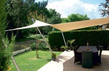 Komilfo Stores et Menuiseries de Bretagne : votre conseiller stores et fermetures dans le Morbihan