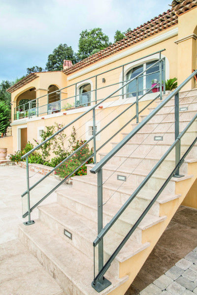 Komilfo Stores et Menuiseries de Bretagne : votre conseiller stores et fermetures dans le Morbihan