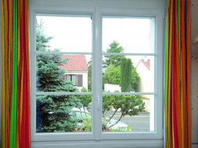 Komilfo Stores et Menuiseries de Bretagne : votre conseiller stores et fermetures dans le Morbihan