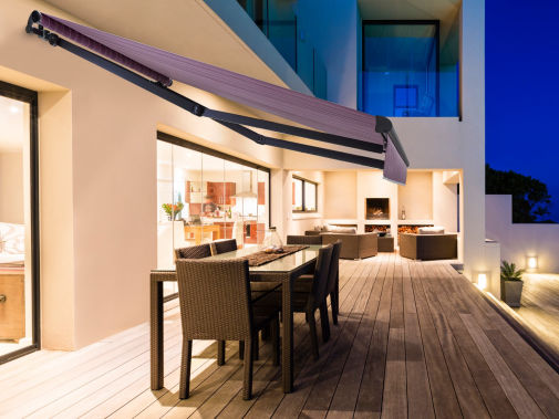 Komilfo Stores et Menuiseries de Bretagne : votre conseiller stores et fermetures dans le Morbihan