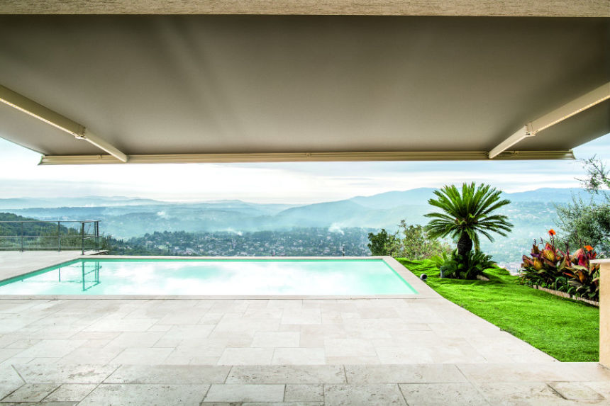 Komilfo Stores et Menuiseries de Bretagne : votre conseiller stores et fermetures dans le Morbihan